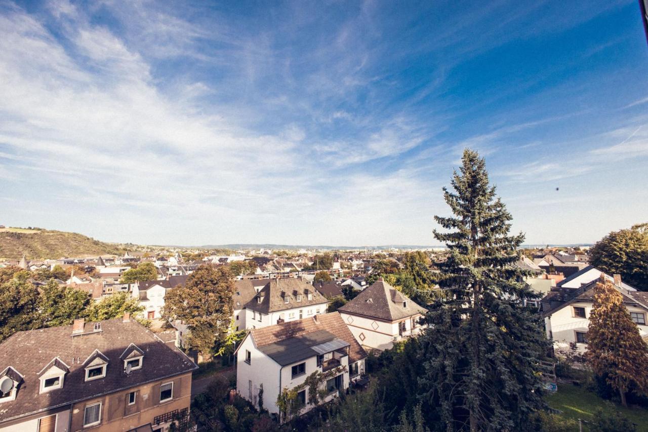 Design Apartment Zentral Fuer 6 In Andernach: Ausblick, Wifi, Kueche Esterno foto