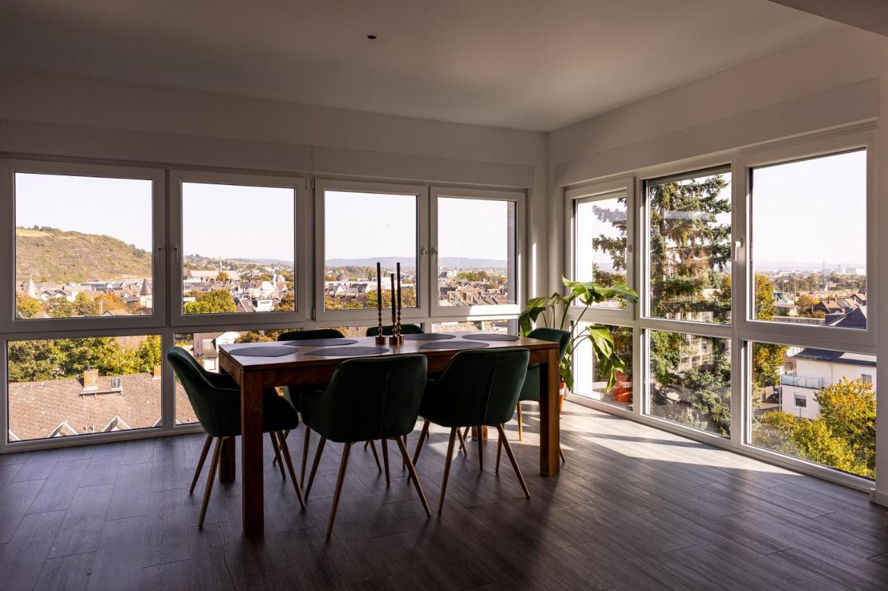 Design Apartment Zentral Fuer 6 In Andernach: Ausblick, Wifi, Kueche Esterno foto